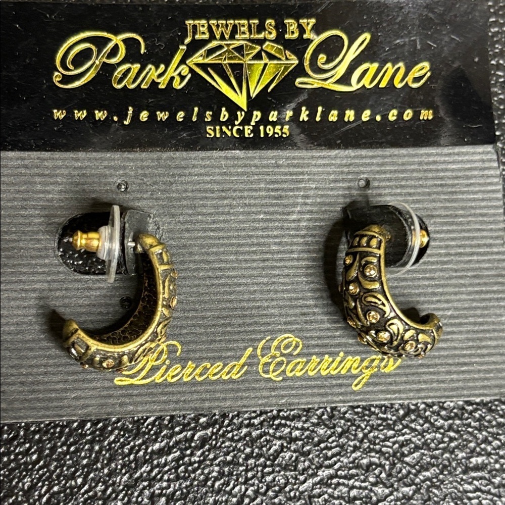 Park Lane Black and Gold Textured Earrings Pierced NWT Rhinestone